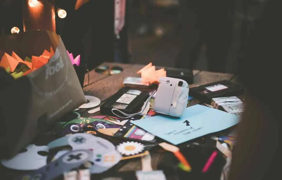 Why is Decluttering so Hard (Expert Answer!)