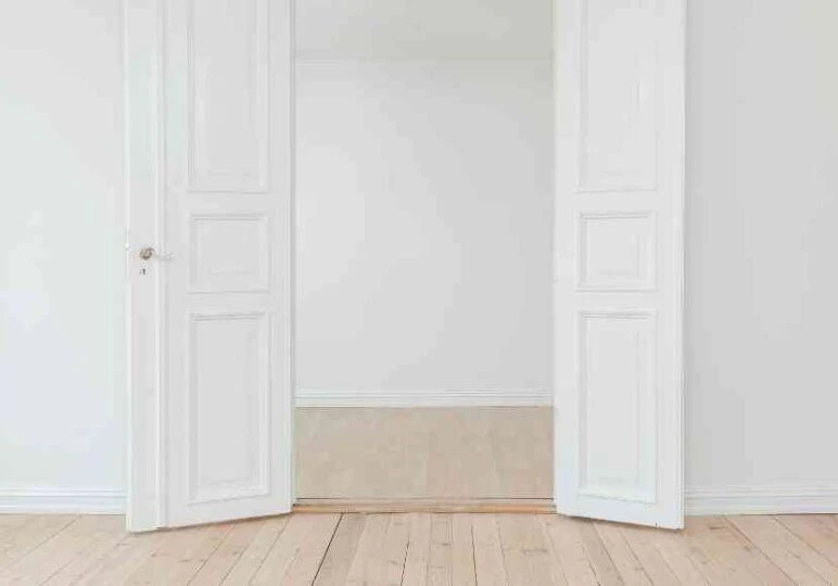Open a new door with strategies for overcoming clutter anxiety